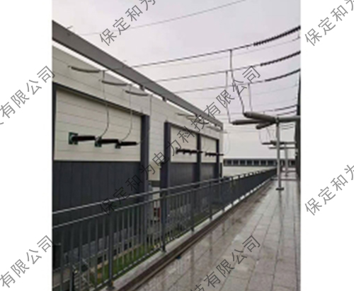 220kV穿墻瓷套管運行中